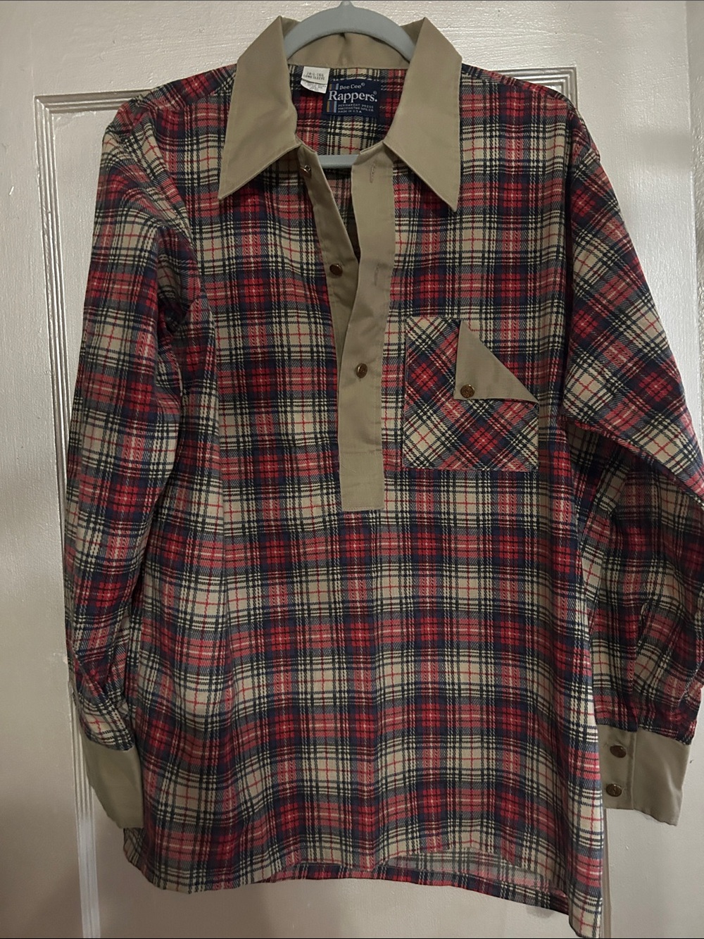 Vintage Men’s long sleeve plaid shirt
